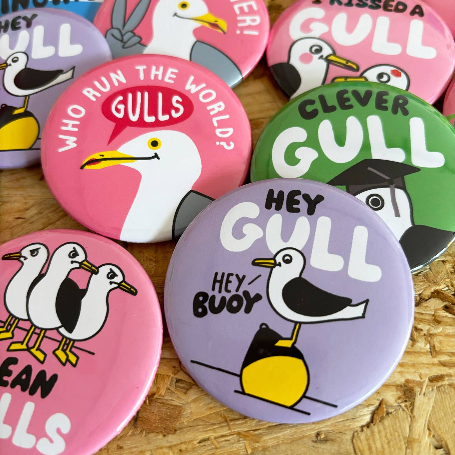 Big Bestseller Seagull Badge Mixture by hello DODO