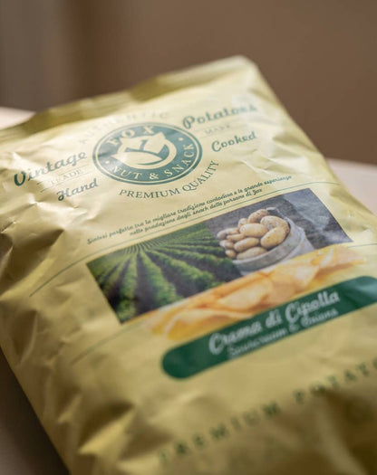 Vintage Potato Chips with Onion Cream
