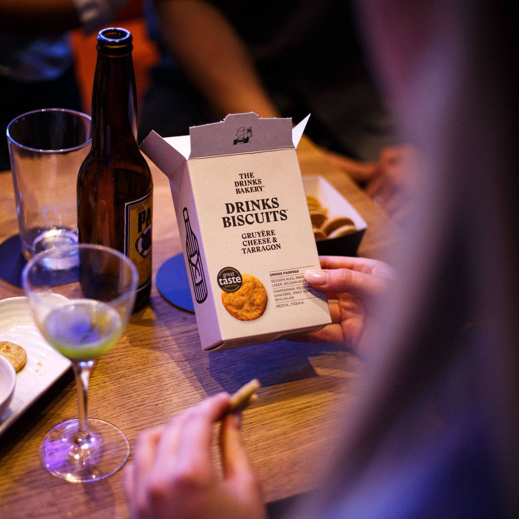New Flavour - Gruyère Cheese & Tarragon Drinks Biscuits 110g